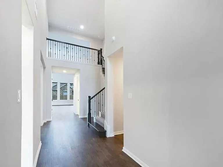 3457 Francisco Way — Photo 2