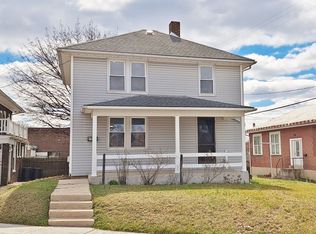 8-20 W Jackson St, Spring Grove, PA 17362