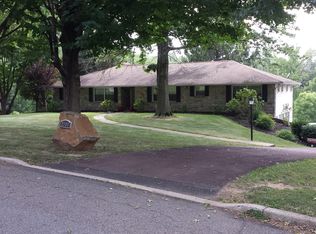 2888 Crest Ter, Eagleville, PA 19403