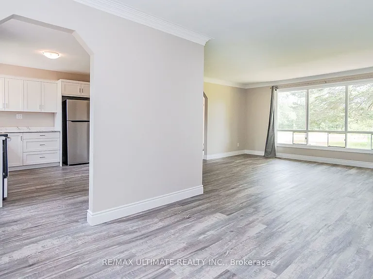 321 Warrington Rd — Photo 24