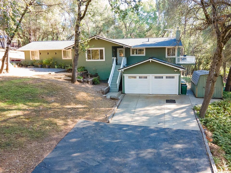 1st image of 901 N Circle Dr