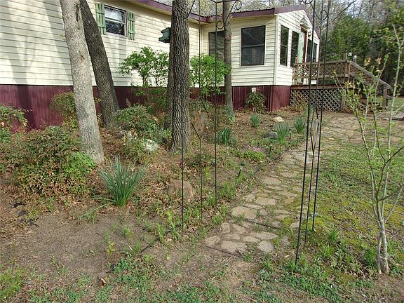 2nd image of 101061 S 3376th Rd