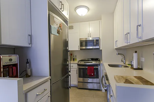 Rented by Nest Seekers International | media 3