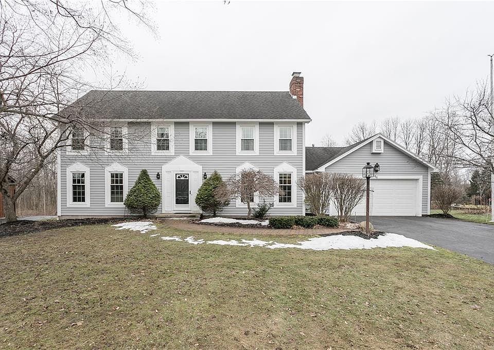 1st image of 46 Random Knolls Dr