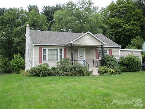 1111 Chipperfield Dr Stroudsburg