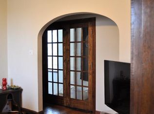 2867 Laclede Station Rd, Saint Louis, MO 63143