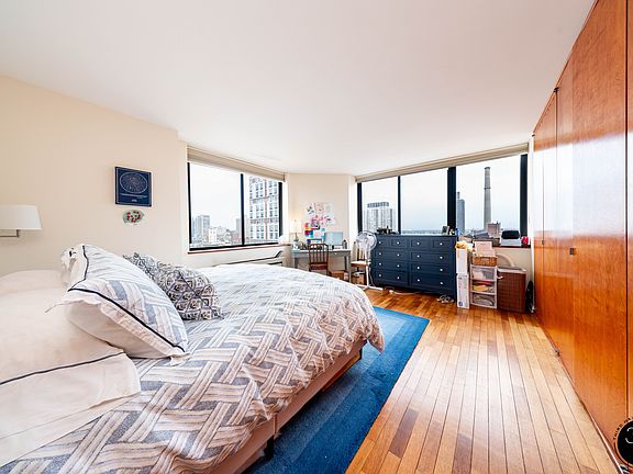 5th image of 330 E 75th St APT 21B