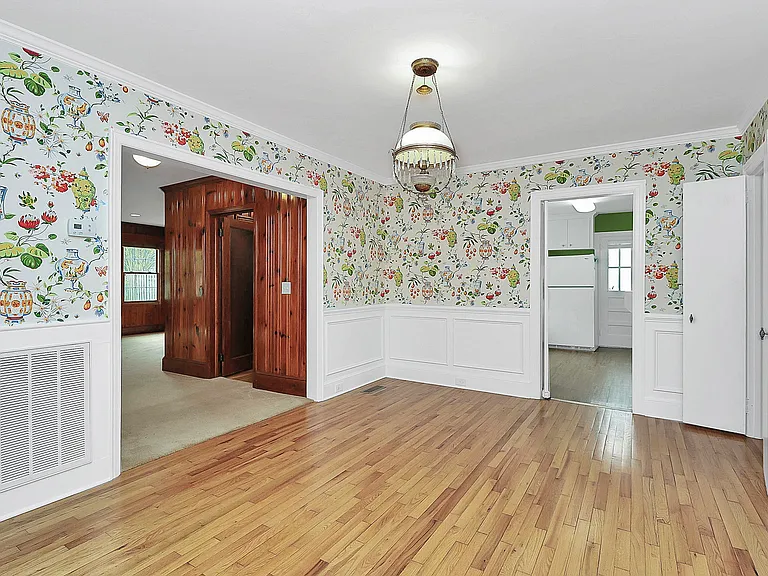 307 Ethan Ln — Photo 10