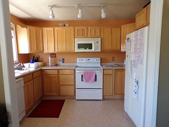 3rd image of 1228 E 10th Ave