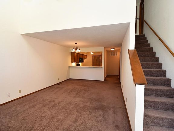 main living room to dinning room