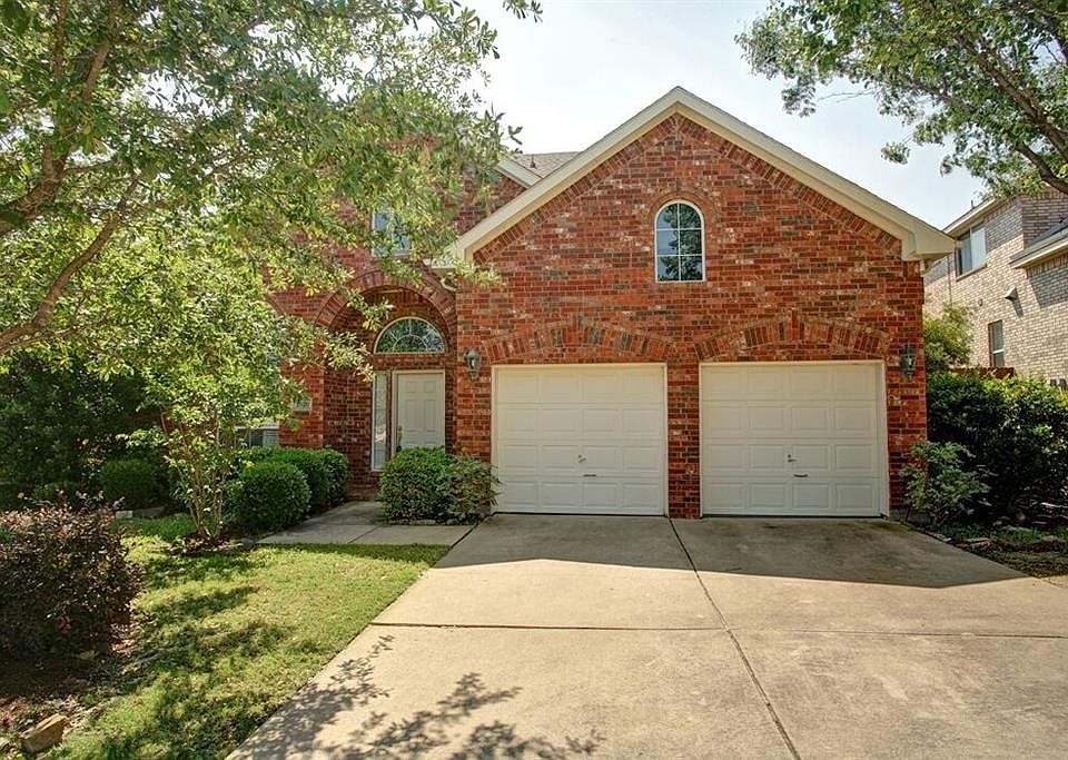 1st image of 2020 Old York Dr