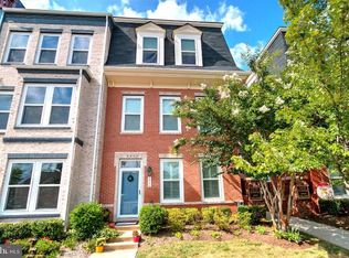 8946 Center St, Manassas, VA 20110