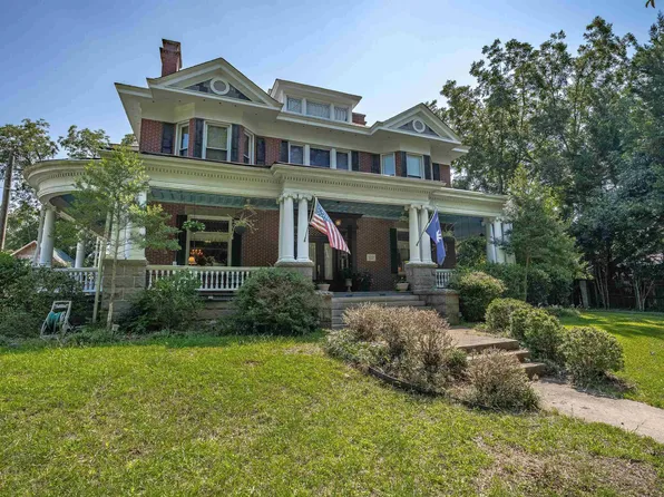 116 N Zion St, Winnsboro, SC 29180