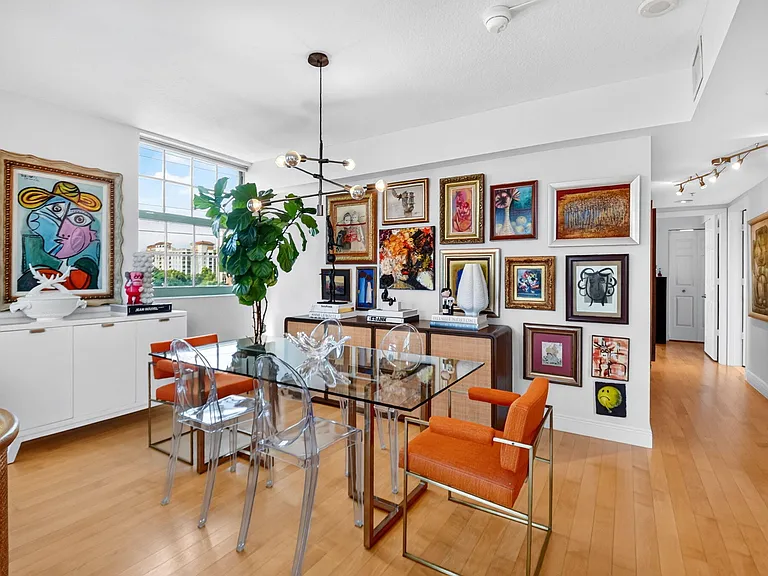 610 Clematis St #424 — Photo 5