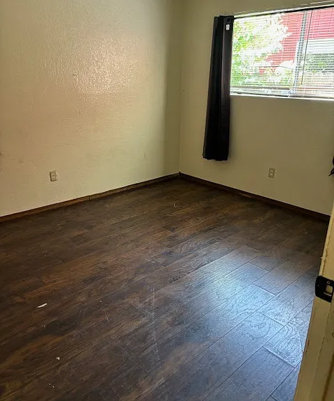 Unit Photo