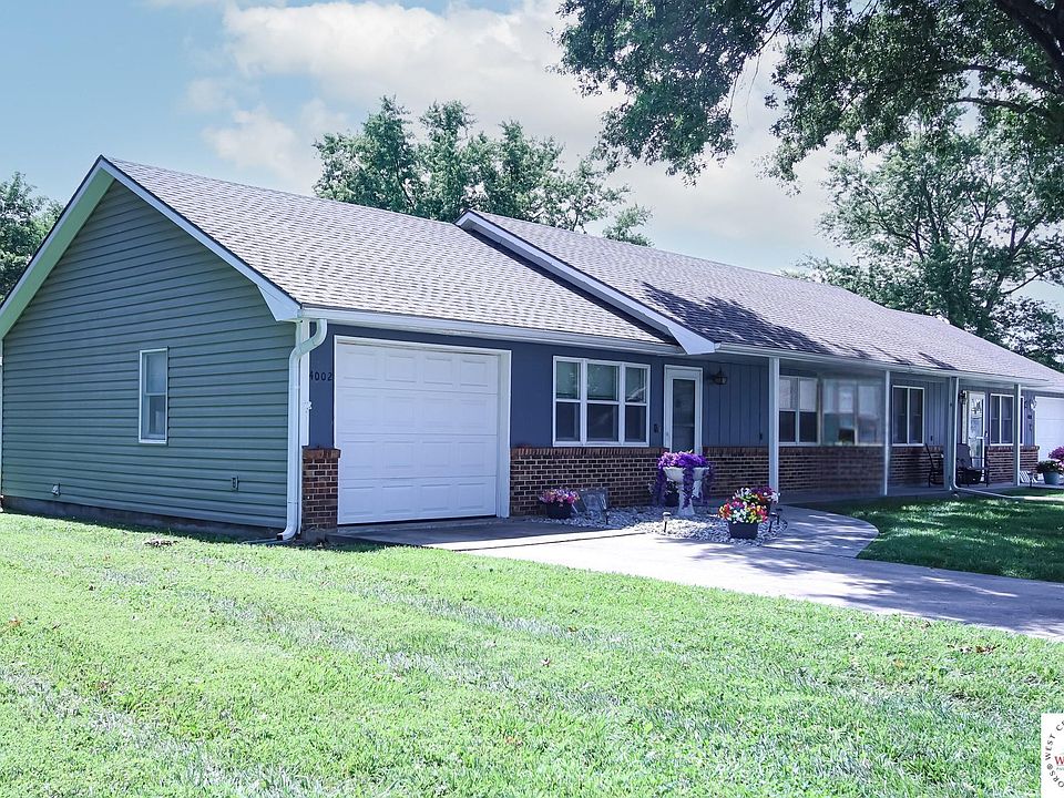 1st image of 4002 Southlake Cir