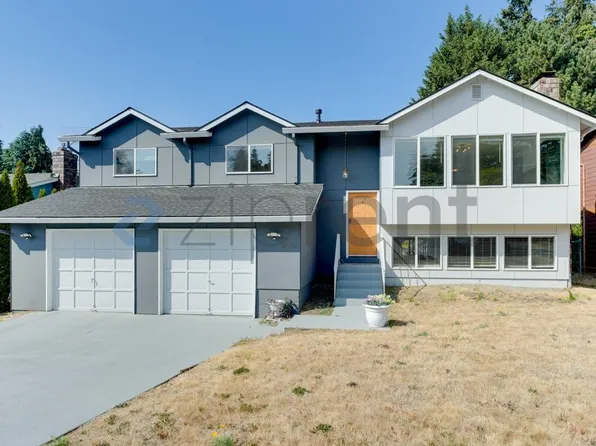 2802 NE 23rd Pl, Renton, WA 98056