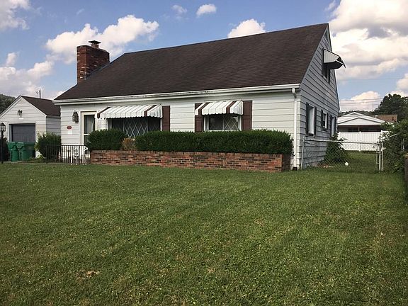 2nd image of 2904 Gilbert Ave