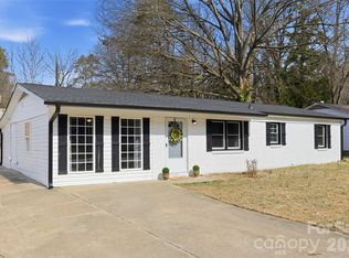504 Bridges Dr, Kings Mountain, NC 28086