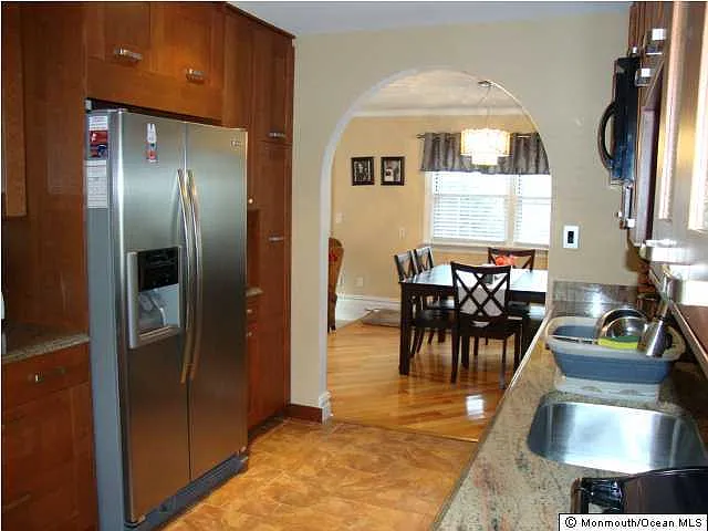 22 Berry Hill Road photo 1
