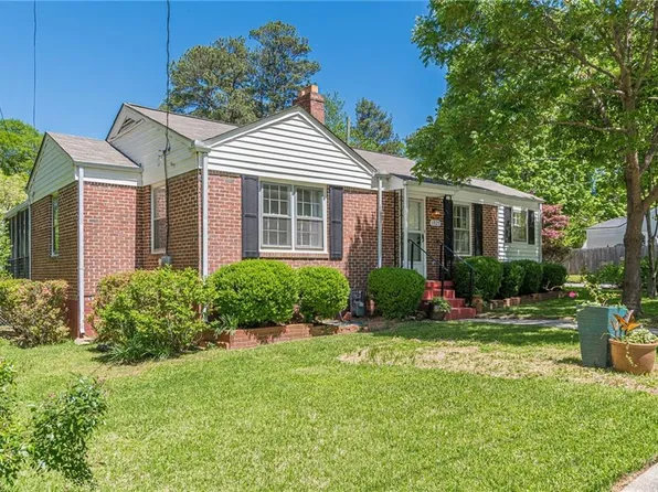 1325 E Forrest Ave, East Pt, GA 30344
