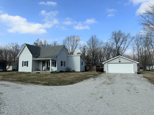 306 E Forest Home St, Roachdale, IN 46172