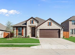 1005 Bluebird Sky Dr, Justin, TX 76247