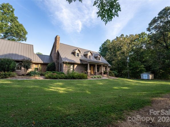 1235 Bob Falls Dr, Shelby, NC 28150