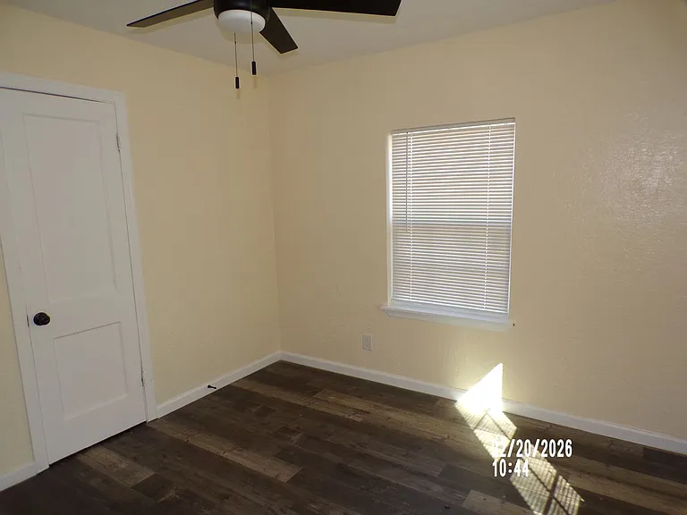 1214 NW Lincoln Ave — Photo 15