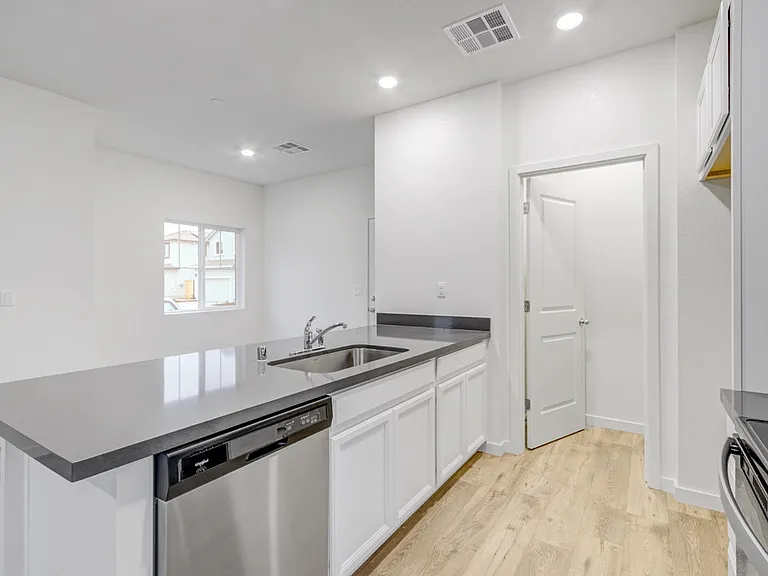 5208 Cumberland Dr — Photo 20