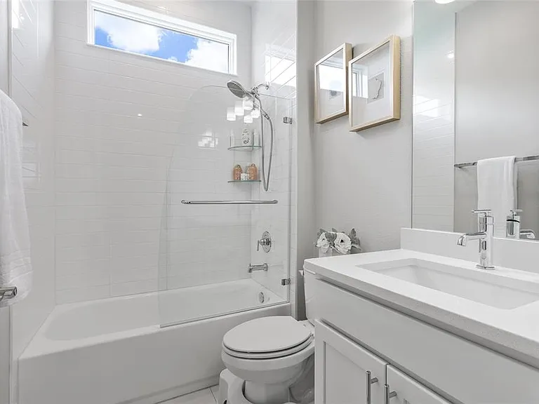 819 Liliana Dr — Photo 22