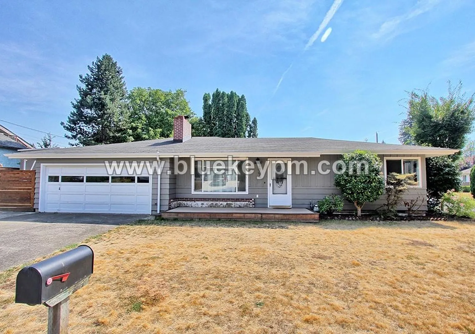 2 Bed, 1 Bath Home With Separate Office or Hobby Shed — Photo 1