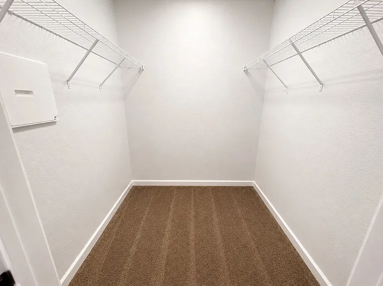 10070 E Carolina Dr #204 — Photo 17