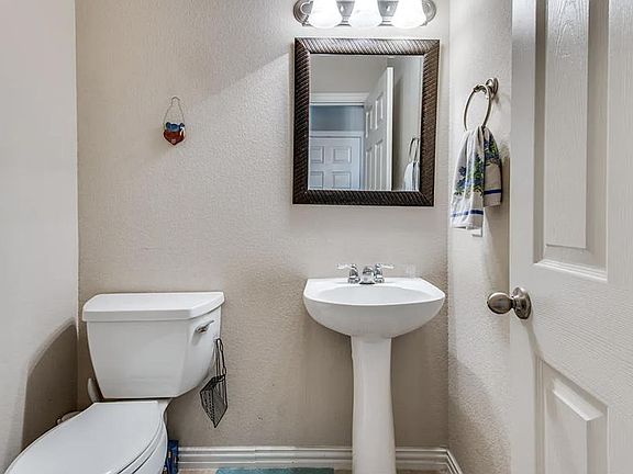 3rd image of 3044 Peyton Brook Dr
