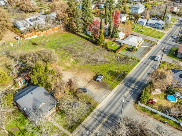 670 11th St #4-5, Lakeport, CA 95453