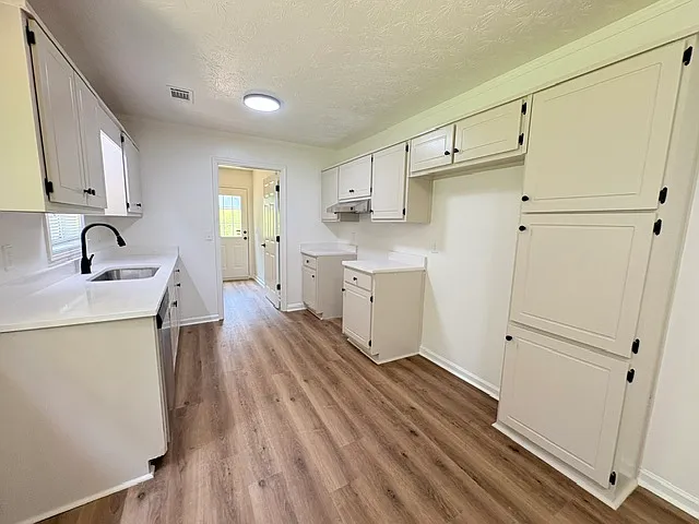 36 Kennedy St — Photo 5