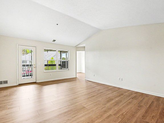 3rd image of 3101 Poplar Creek Dr SE Unit 302