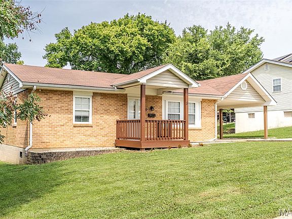 2nd image of 5 Richardson Dr