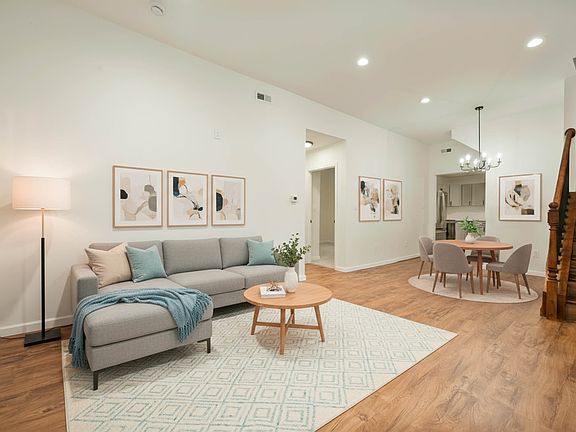 5th image of 830 Villa Ave