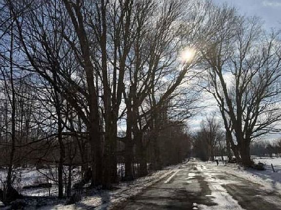 2nd image of 17801 Seventeen Mile Rd