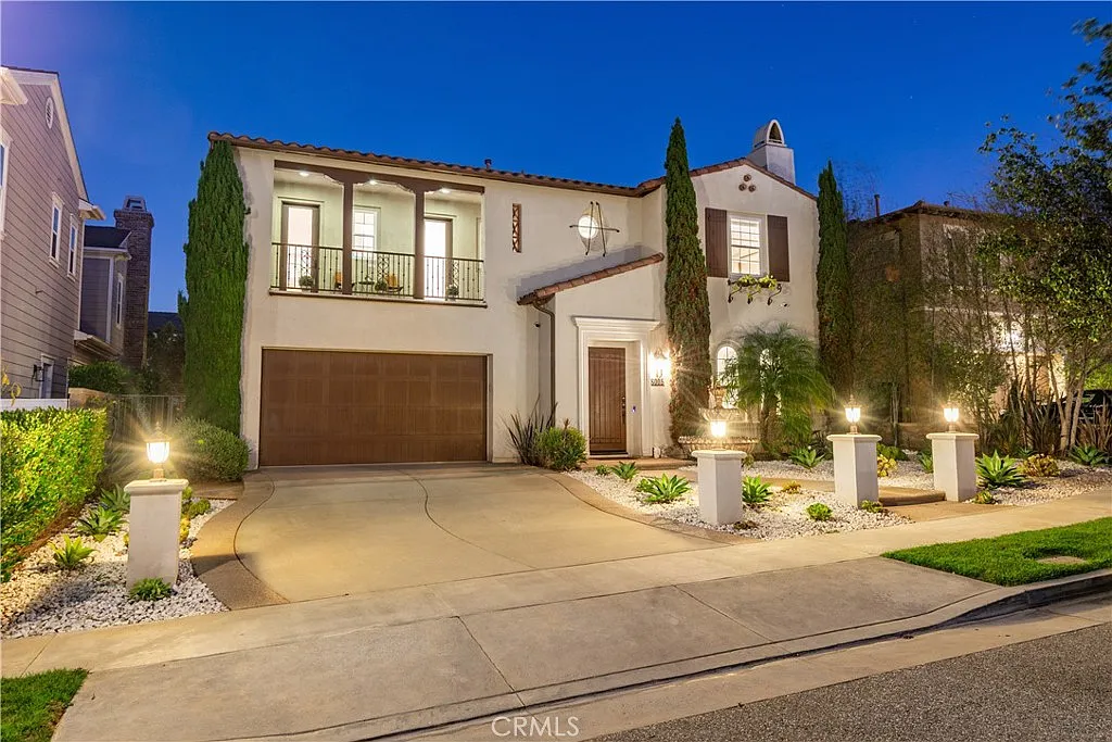5 bed, 4278 sqft, $15,000 — Photo 1