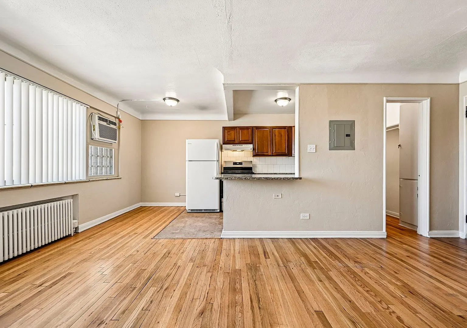Leyden Street Apartments — Photo 3
