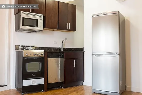 Rented by Compass | media 19