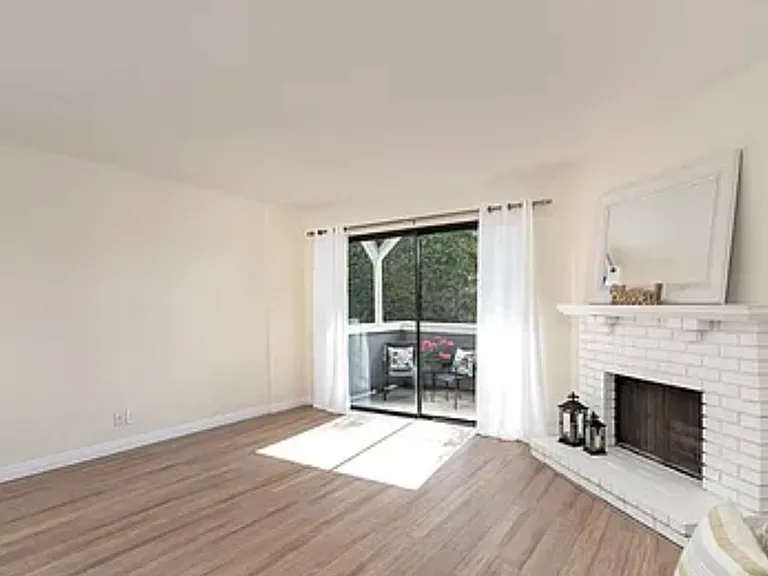 7307 Haskell Ave #12 — Photo 1