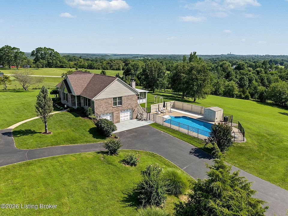 1st image of 707 Sulphur Bedford Rd
