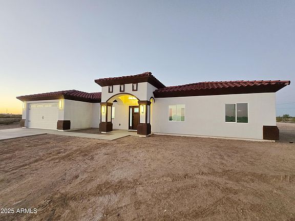 3rd image of 36010 W Hadley Street