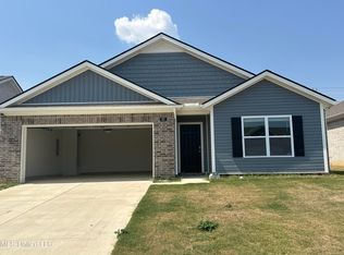 57 Silo Ln, Byhalia, MS 38611