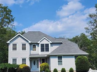 408 Sassafrass Way, Stroudsburg, PA 18360