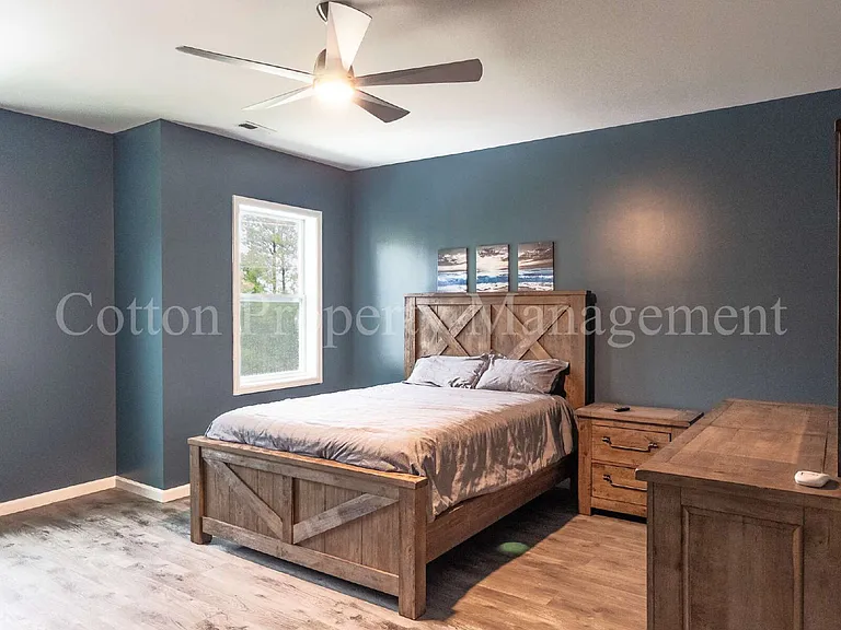 2709 Worth Dr — Photo 17