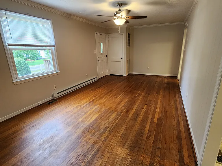 1510 Brigham Rd — Photo 5